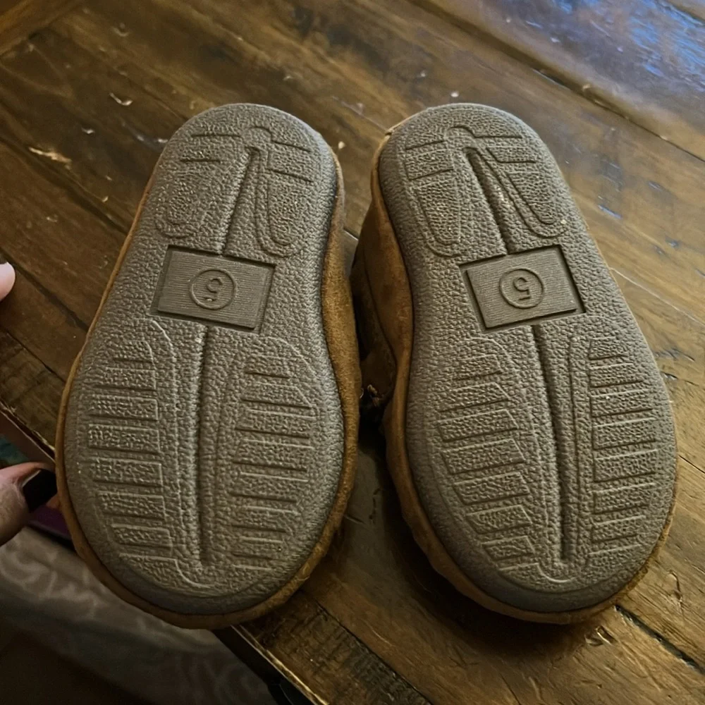 Size 5 Barely Worn Baby Moccasin Slippers